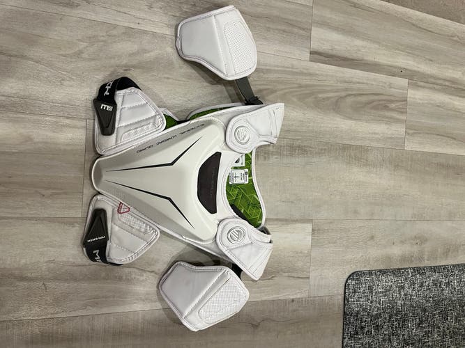 Used Small Maverik EKG Shoulder Pads