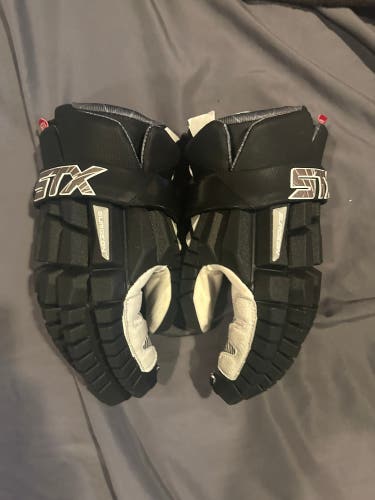 Like New STX RZRs Size 12