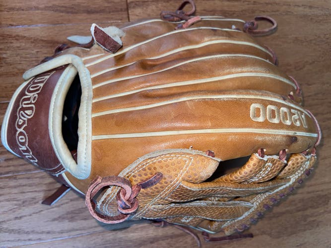 Used Right Hand Throw 12" A2000 Softball Glove