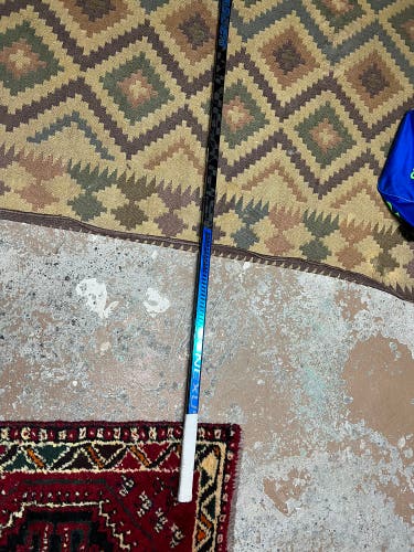 Intermediate Right Handed P14  Nexus 2N Pro Hockey Stick