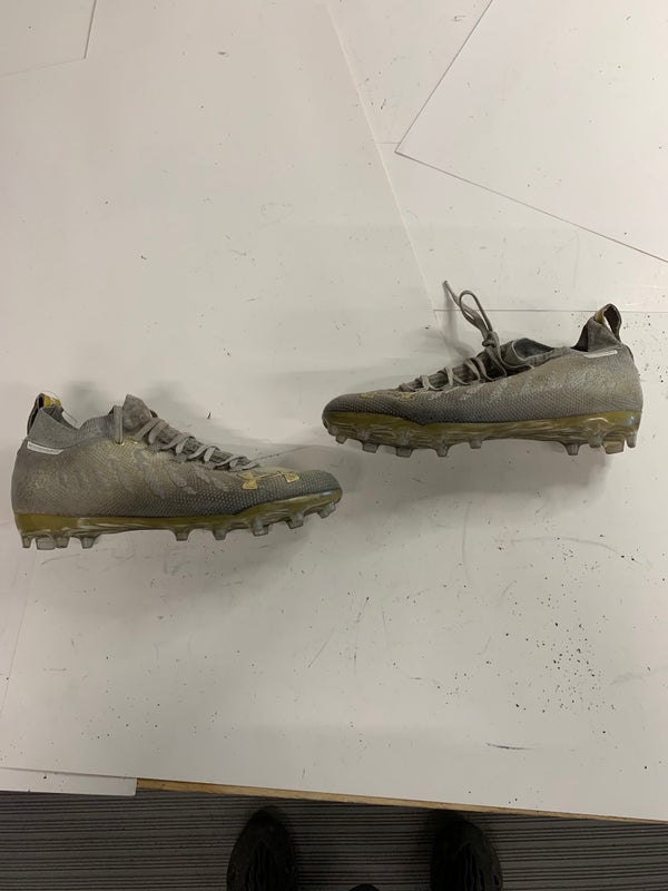 Size Men's 10.5 (W 11.5) Football Cleats Used and New on SidelineSwap
