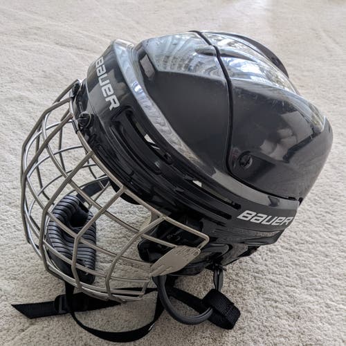 Bauer Prodigy Adult Hockey Helmet With Cage (Used) - Medium - Model BHH3500