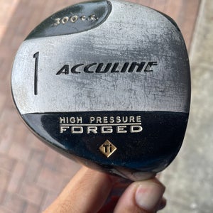 Acculine forged golf driver in right handed 300 cc Graphite shaft