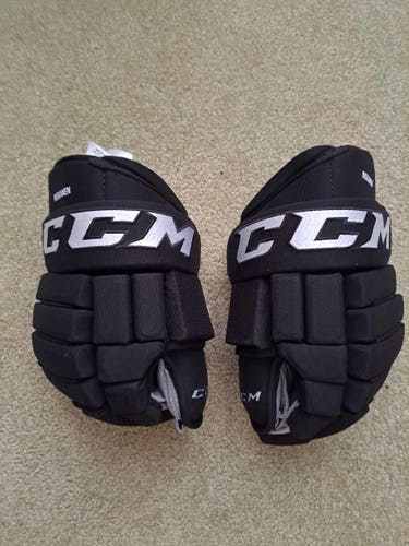 New CCM HG99 Gloves 15" Pro Stock
