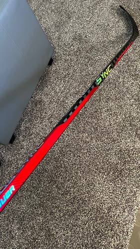 Bauer Nexus 1N, Wrapped As Nexus Sync, RH, P28, 95 Flex, Hockey Stick