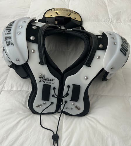 Used Youth Medium Douglas Legacy Shoulder Pads