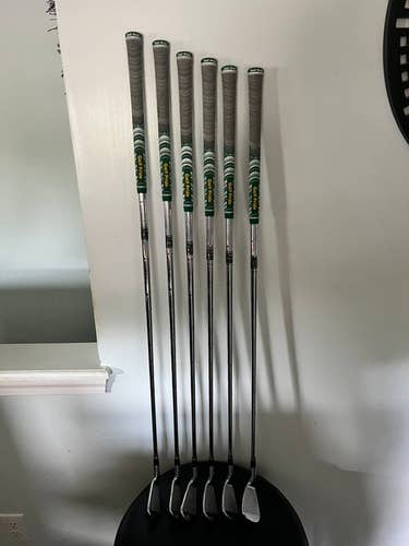 Men's Used TaylorMade Right Handed Rac LT Iron Set Regular Flex 6 Pieces Steel Shaft