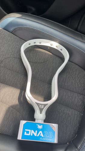 New Attack & Midfield Unstrung DNA 2.0 Head