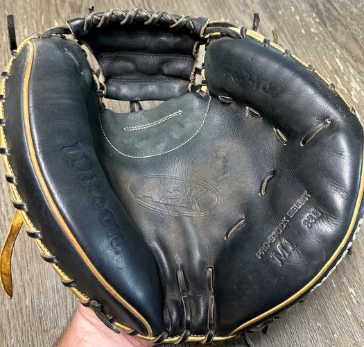 Right Hand Throw 33.5" A2K Baseball Glove
