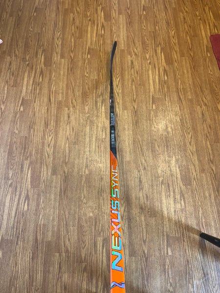 Brand New Senior Left Hand P92M Pro Stock Nexus Sync Hockey Stick