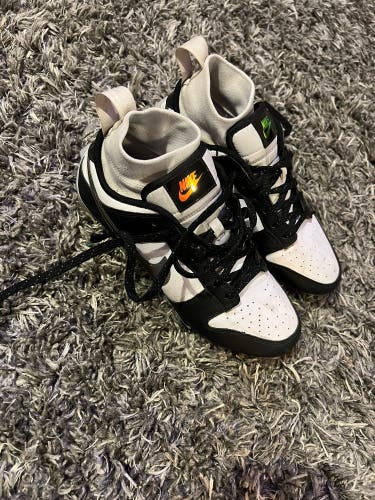 Nike Dunk Cleats 7.5
