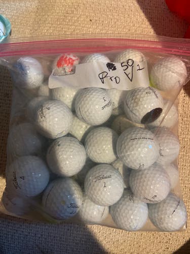 Used Titleist 50 Pack Pro V1 Balls
