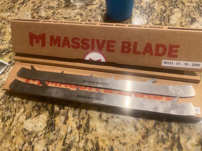 New Massive Goalie Skate Blades Size 10