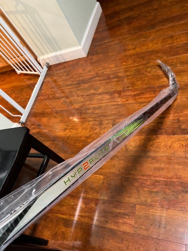 Bauer hyperlite 2 hockey stick