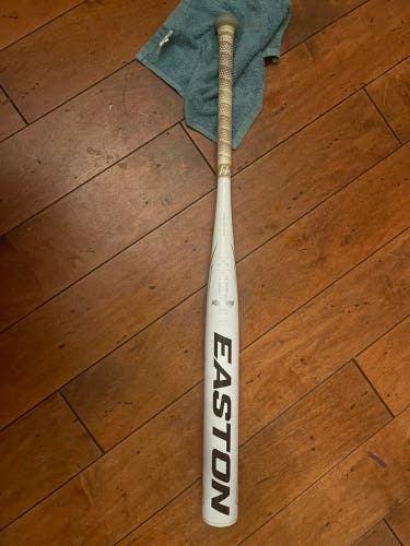 Easton Ghost Unlimited Composite 32” (-10) 22 oz Bat