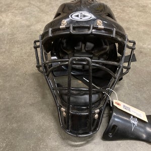 Used Easton Natural Catcher's Mask Large