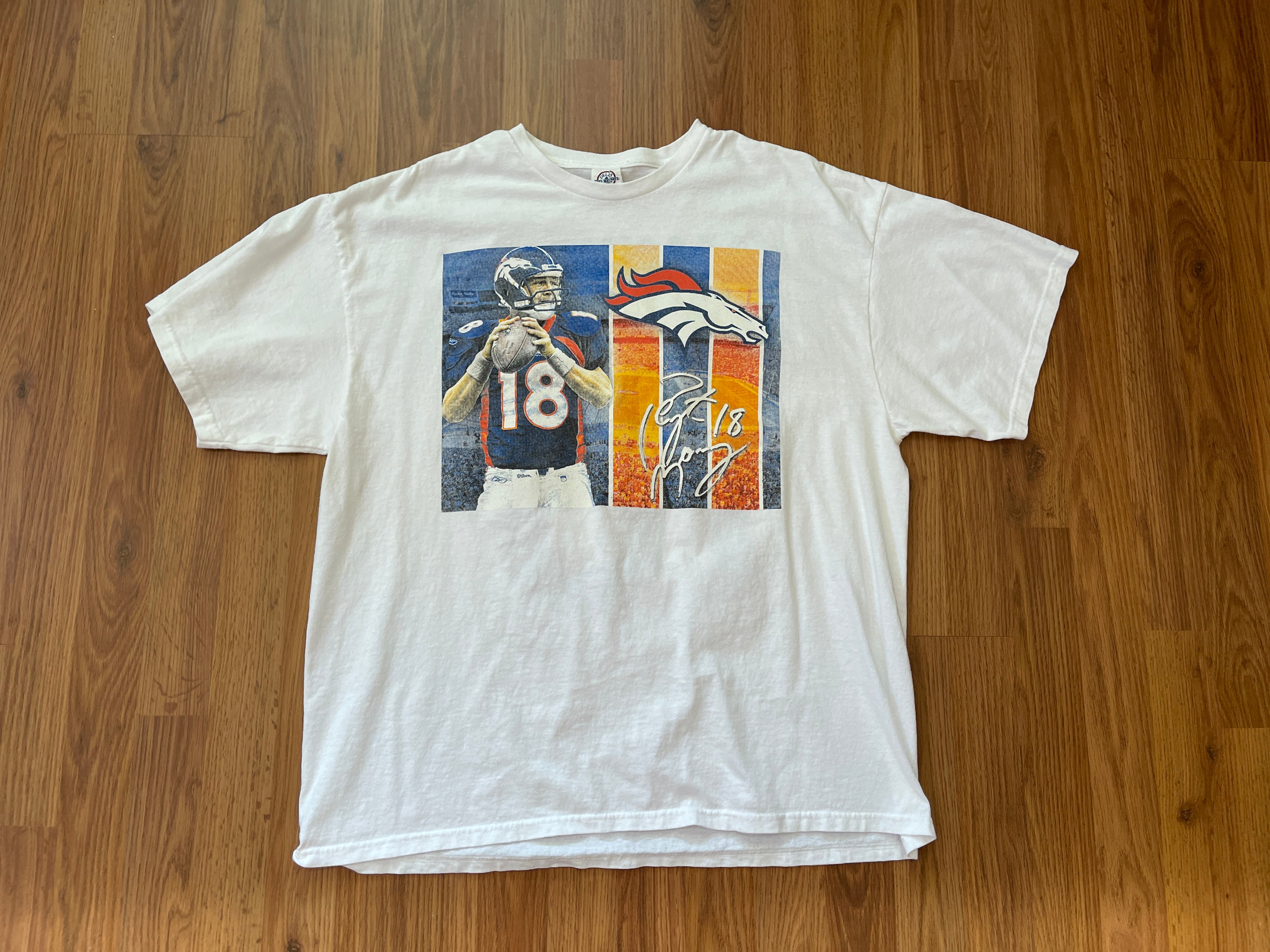 Denver Broncos Peyton Manning #18 NFL FOOTBALL Men's Size XL Jersey T Shirt