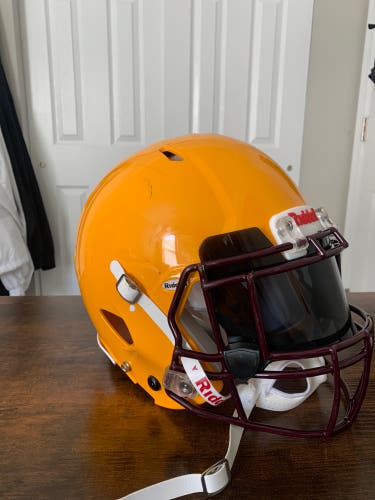 Used Extra Large Riddell Speed Helmet