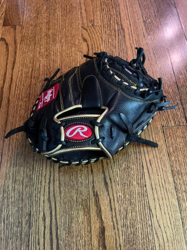 Used Right Hand Throw 32.5" Gold Glove Elite Baseball Glove