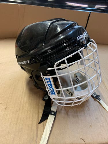 Bauer helmet large