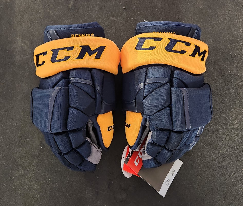 New CCM HG97 Nashville Predators BENNING Gloves 14" Pro Stock (ccmprogloves)
