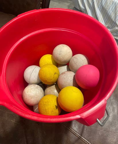 Used  18 Pack Lacrosse Ball (mixed)