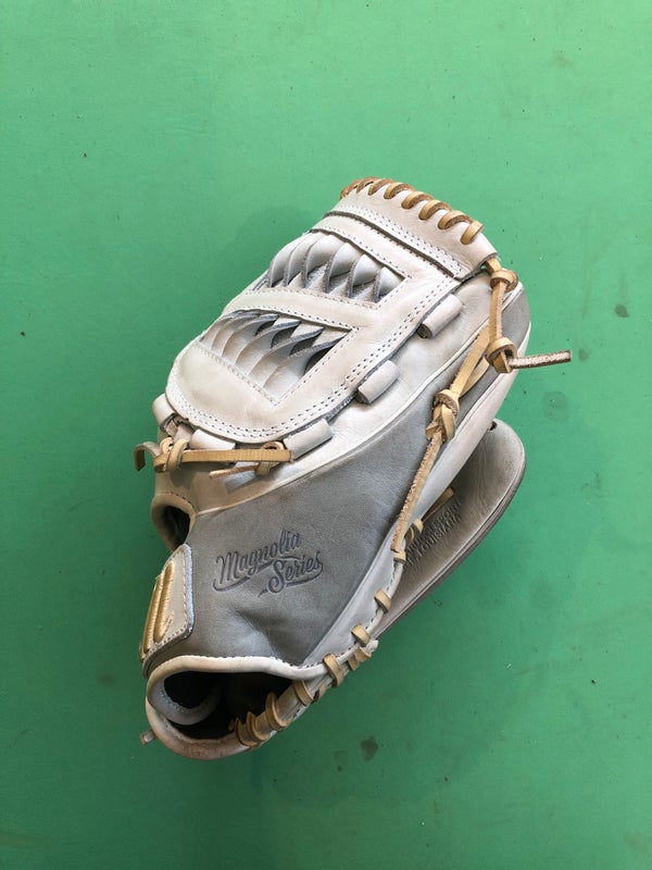 Used Marucci M-Type Right Hand Throw Pitcher Softball Glove 12.25"