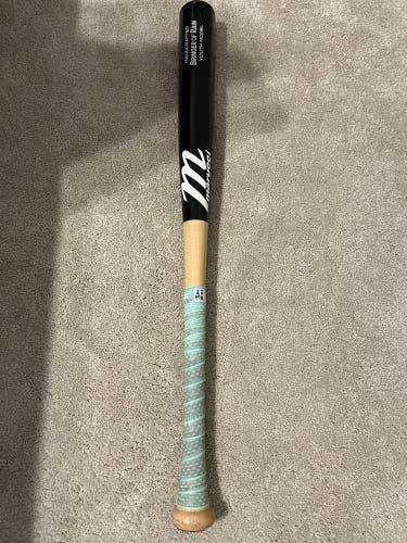 2021 Wood (-10) 16 oz 28" Bringer of Rain Bat