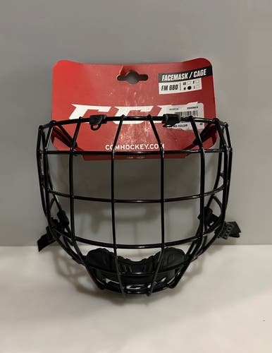 New CCM FM680 Medium Black Hockey Cage
