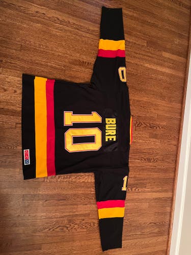 Vintage Pavel Bure Canucks Large CCM Jersey