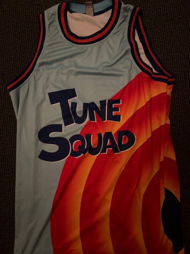 Bugs Bunny Jersey XL