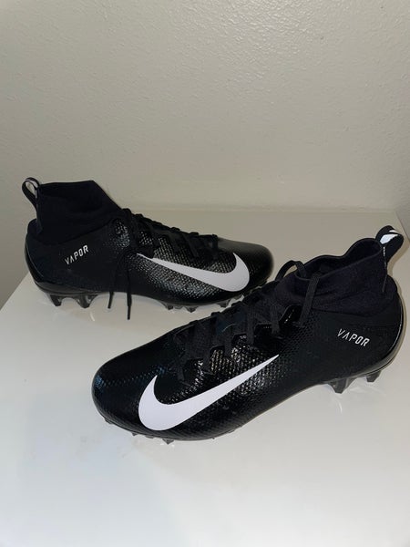 Nike Men's Vapor Untouchable 3 Pro Football Cleats 