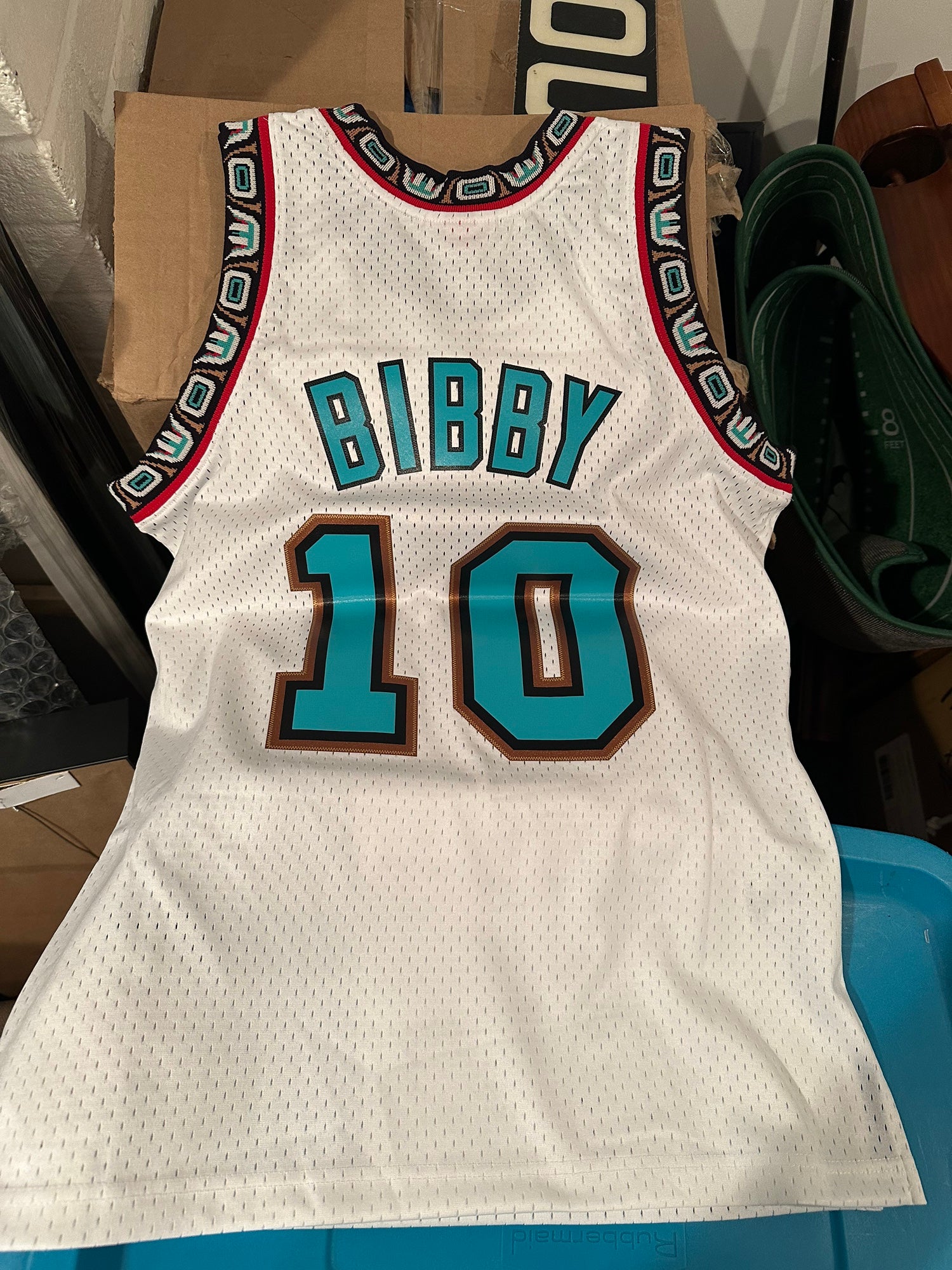 Mitchell & Ness, Shirts, Memphis Grizzlies Mike Bibby Basketball Jersey  Never Worn S3xl