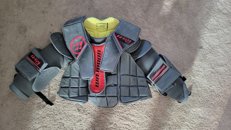 Used Large/Extra Large Warrior Ritual G4 Goalie Chest Protector