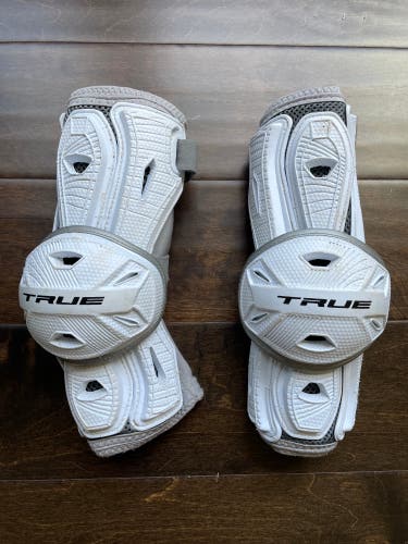Used Small True Lacrosse Frequency Arm Guards White