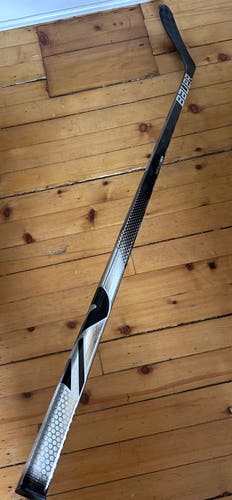 Intermediate New Left Hand Bauer Nexus Geo Hockey Stick P28 Pro Stock