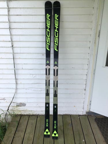 Barely Used 2022 Fischer 193cm R30 GS Skis