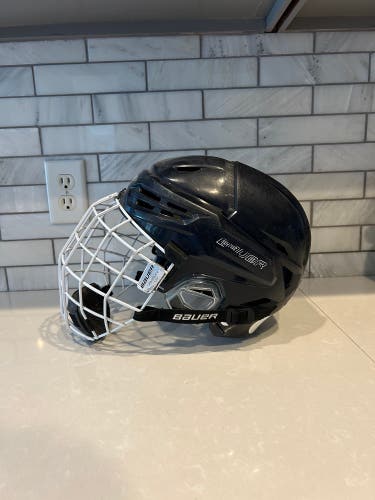 Used Large Bauer  Re-Akt 95 Helmet