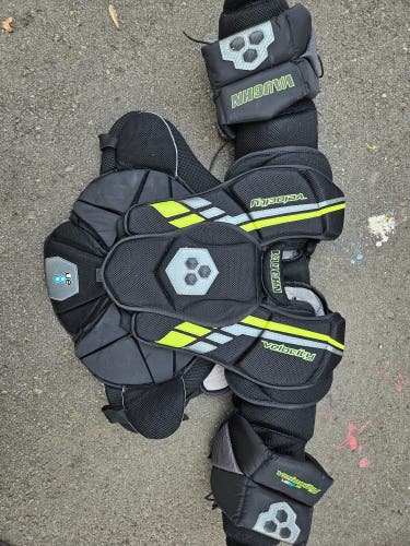 Used Large Vaughn Velocity VE8 Junior Goalie Chest Protector