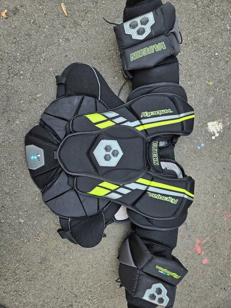 Used Large Vaughn Velocity VE8 Junior Goalie Chest Protector