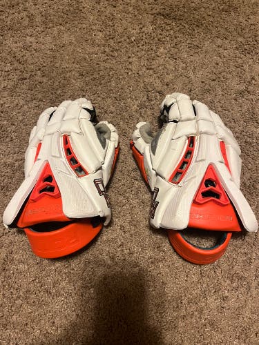 Used Player's Maverik 13" Rome Lacrosse Gloves