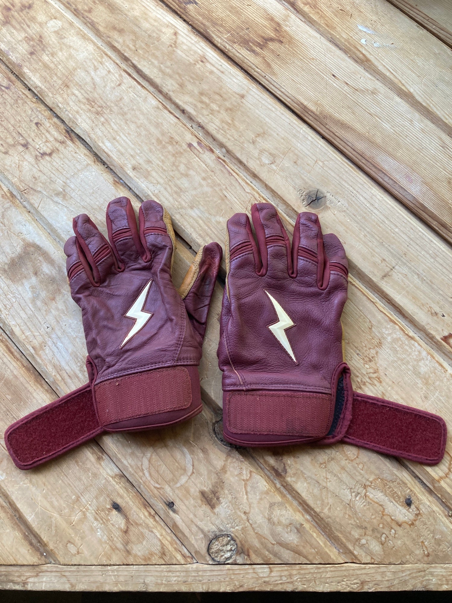 Who Uses Bruce Bolt Batting Gloves? - Metro League