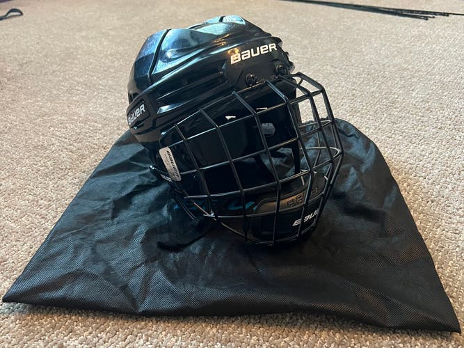 Used Medium Bauer IMS 5.0 Helmet with 2 Cages