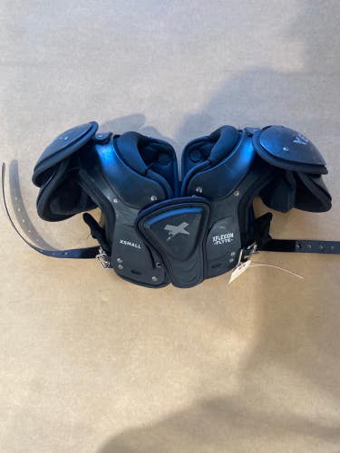 Used XS Xenith Xflexion flyte Shoulder Pads