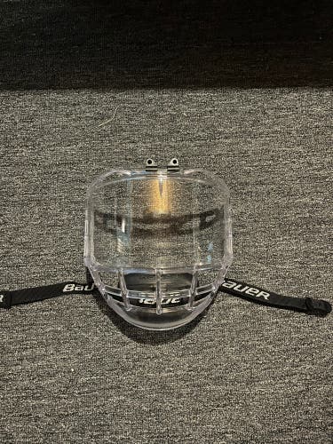 Bauer Hockey Facemask bubble