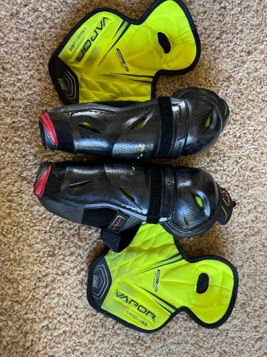 Used Bauer  Vapor 2X Pro Shin Pads