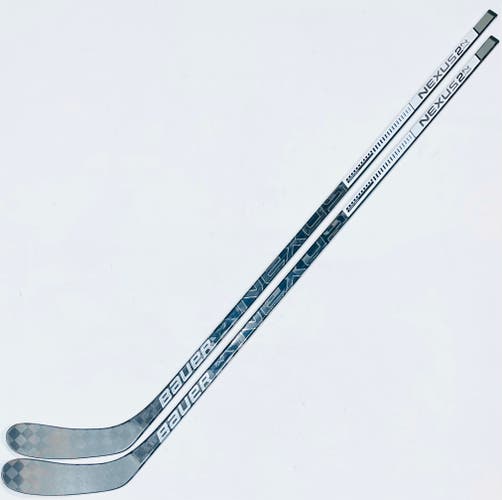 New 2 Pack Custom White Bauer Nexus 2N Pro Hockey Stick-RH-P28-82 Flex-Grip W/ Corner Tactile