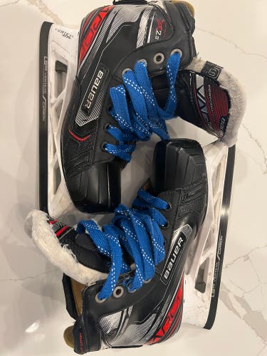 Used Bauer Regular Width  Size 5.5 Vapor X2.9 Hockey Goalie Skates