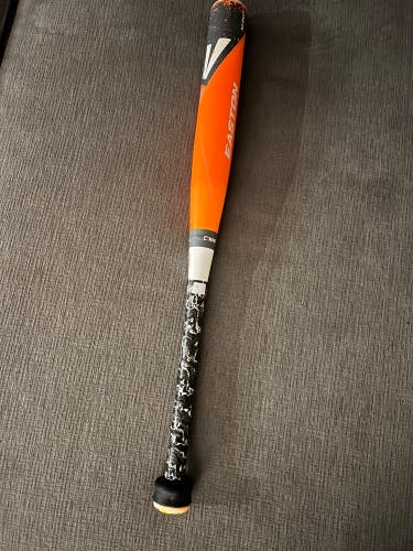 2014 Easton Mako 28/17 (-11)