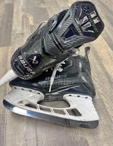 Used Bauer Regular Width   Size 8.5 Supreme Mach Hockey Skates